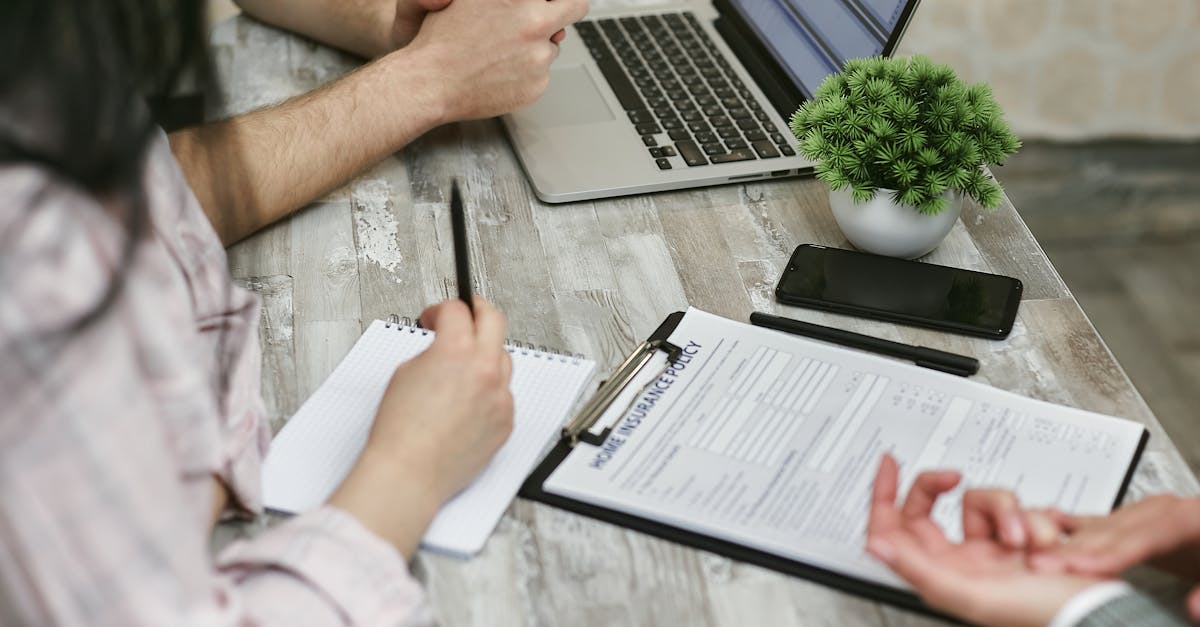 découvrez nos solutions d'assurance santé adaptées à vos besoins pour protéger votre santé et celle de votre famille avec des garanties complètes et un service de qualité.